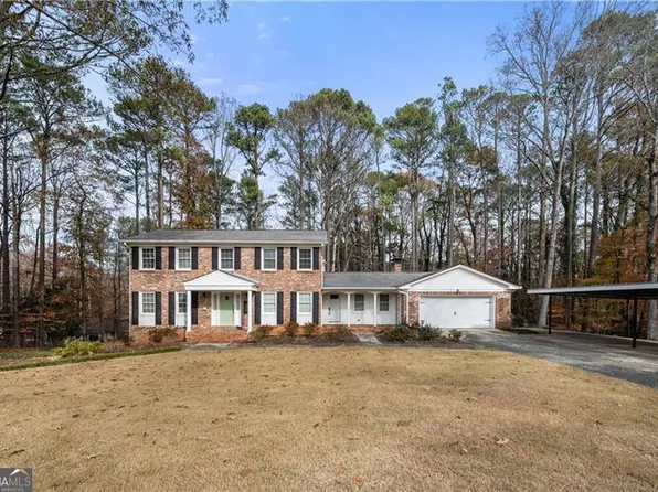 2747 Beverly Hills Dr NE, Marietta, GA 30068