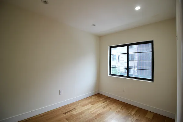 Rented by Hagstrom Management Inc | media 11
