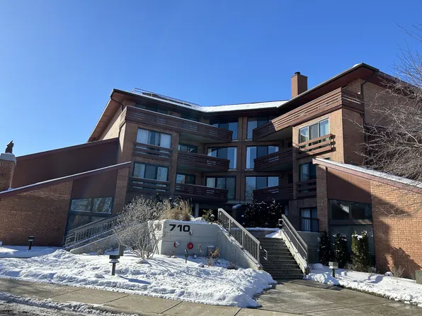 710 Waukegan Rd #B-407, Glenview, IL 60025