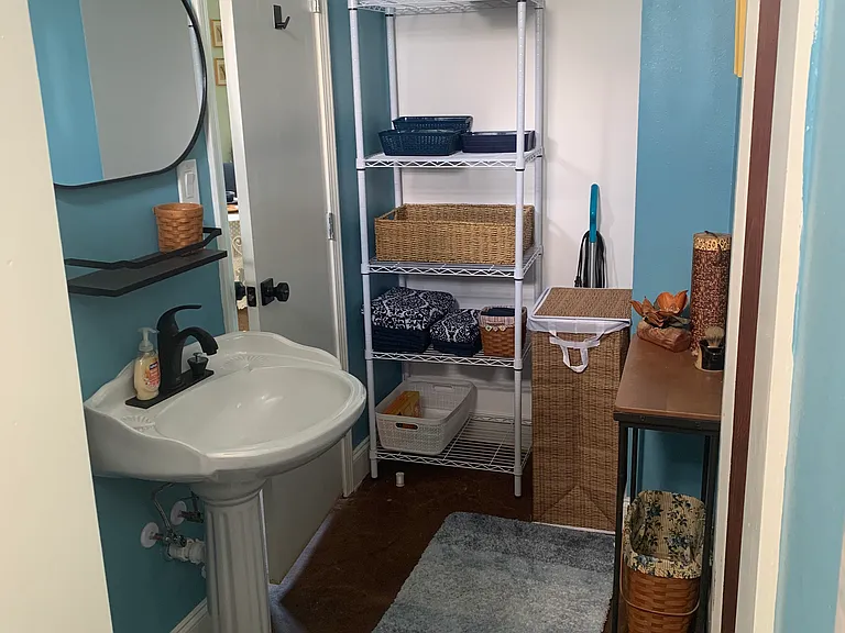 2052 Florida Ave — Photo 11