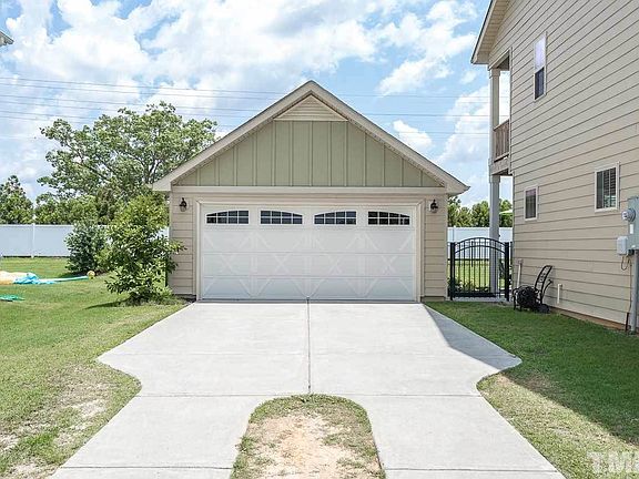 4th image of 132 Heathwood Dr