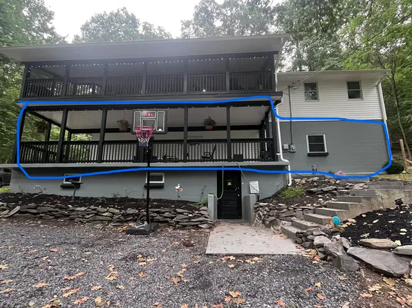 502 Windsong Rd, Harpers Ferry, WV 25425