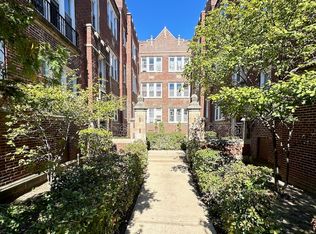 3044 W Wellington Ave #4, Chicago, IL 60618
