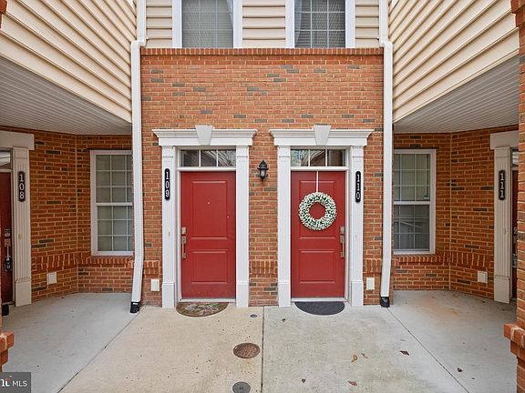3rd image of 23235 Milltown Knoll Sq Unit 110