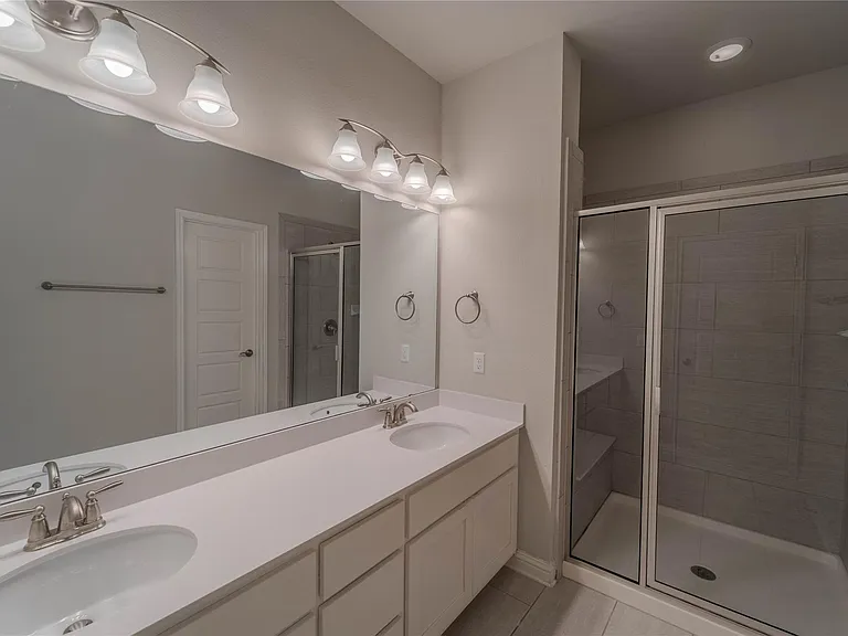 13800 Lyndhurst St #293 — Photo 10