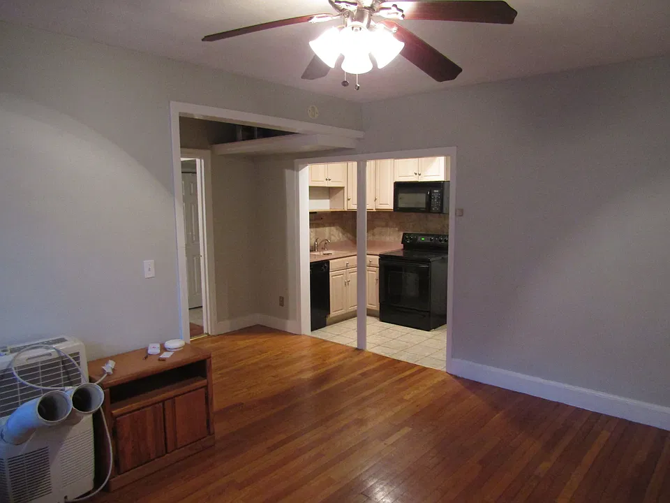 65 Strathmore Rd #7