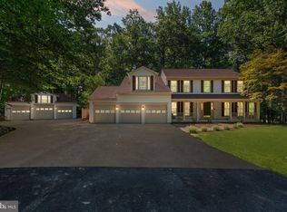 6131 Lost Colony Dr, Woodbridge, VA 22193