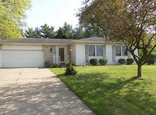 23510 Broadwood Dr, Elkhart, IN 46514