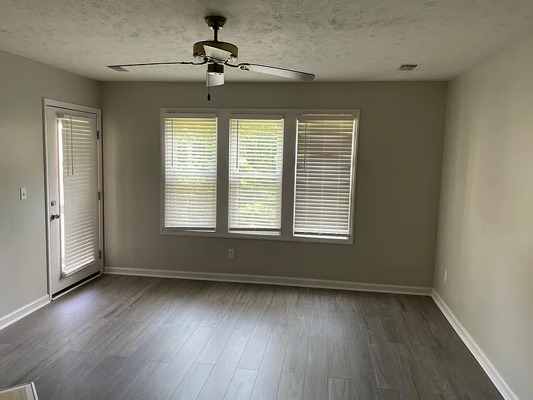6720 Willowbrook Dr #5 — Photo 7