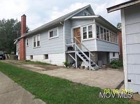 2nd image of 804 Rayon Dr