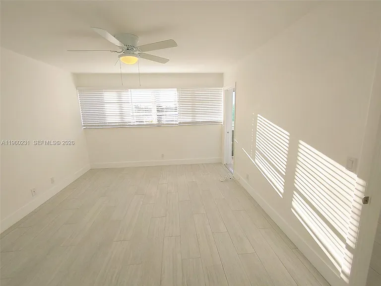 215 SE 3rd Ave #307C — Photo 5