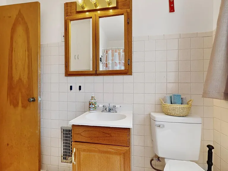 735 Jefferson St NE — Photo 21