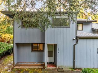 860 Blackstock Rd, Pt Moody, BC V3H3R8