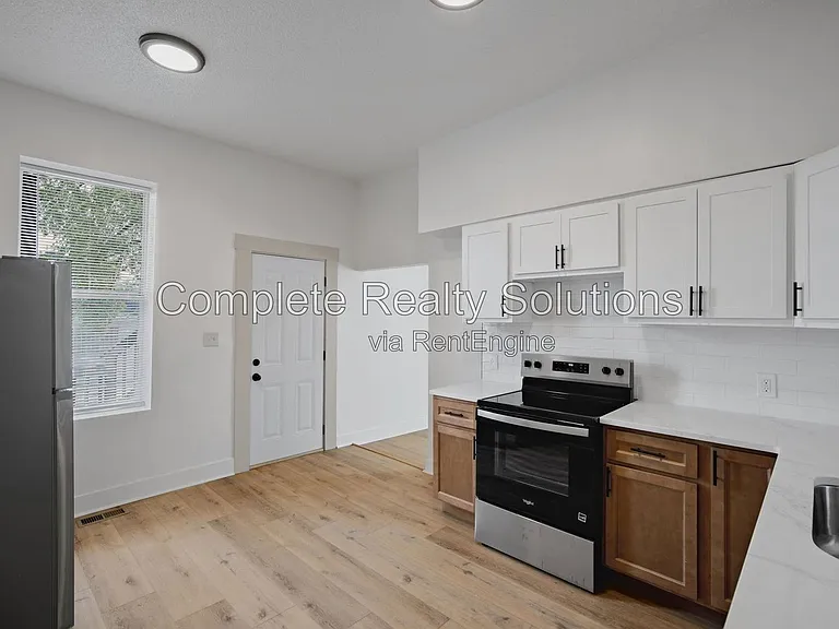 2928 Texas Ave #1F — Photo 6