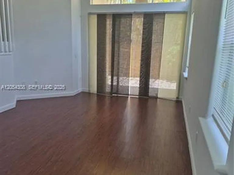 11272 NW 54th Ter #Townhouse 11272 — Photo 1