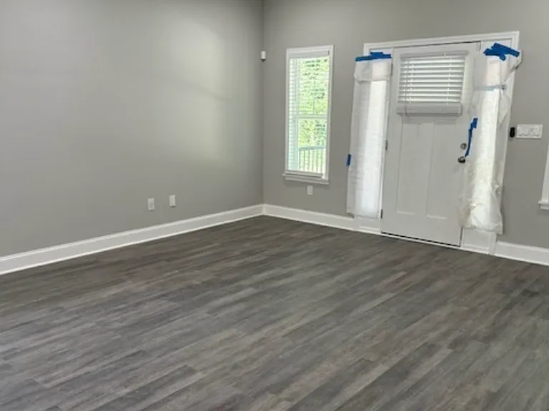222 Taylor Cir — Photo 6