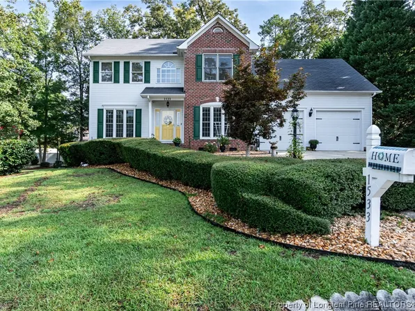 1533 Grassy Branch Dr, Fayetteville, NC 28304