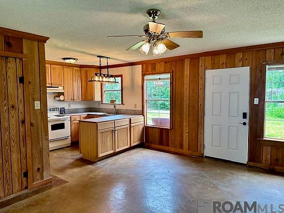 4th image of 1522 Stephens Ave