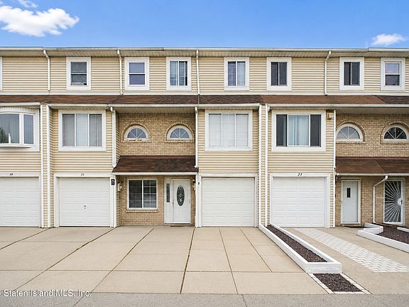 2nd image of 75 Francesca Ln