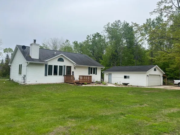 13973 Smyth Rd, Lakewood, WI 54138
