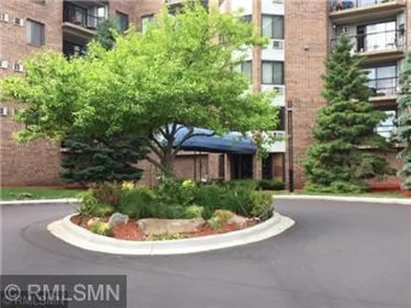 2601 Kenzie Ter APT 431, Saint Anthony, MN 55418