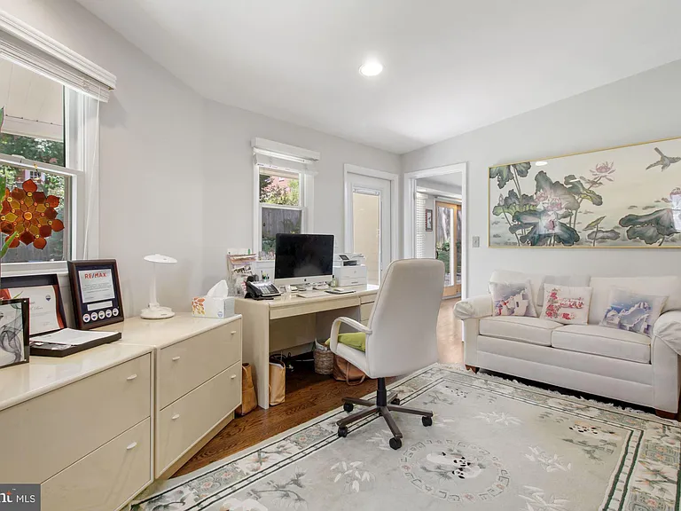 9504 Wadsworth Dr — Photo 38