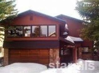 1685 Venice Dr, South Lake Tahoe, CA 96150