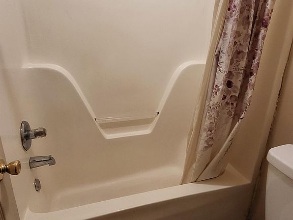 5th image of 6487 Glastonburg Ln