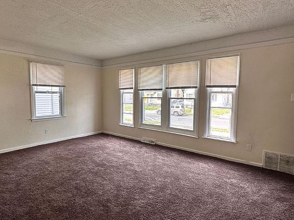 4th image of 19666 Lamont St #4-5