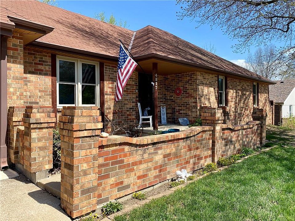 1st image of 4817 Woodfield Dr
