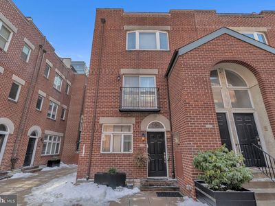 212 S 24th St #2412A, Philadelphia, PA, 19103