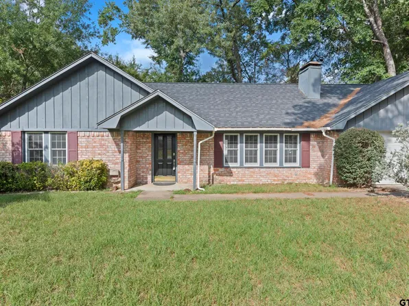 9321 Irish Moss Dr, Tyler, TX 75703