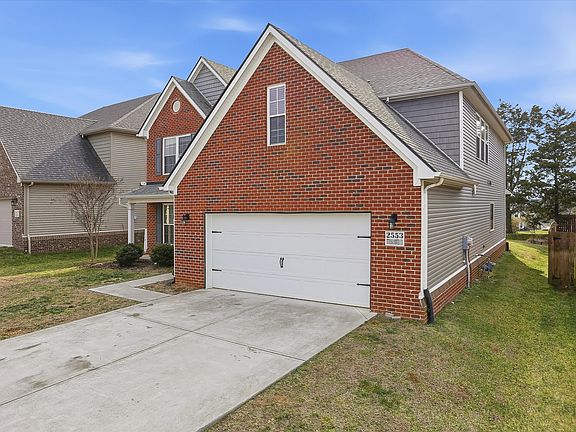 3rd image of 2553 Windjammer Ln
