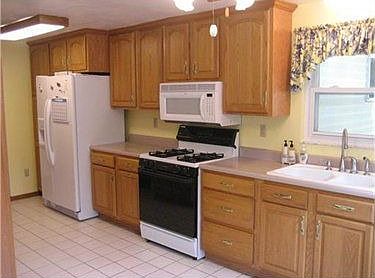 5th image of 104 Nassau Dr