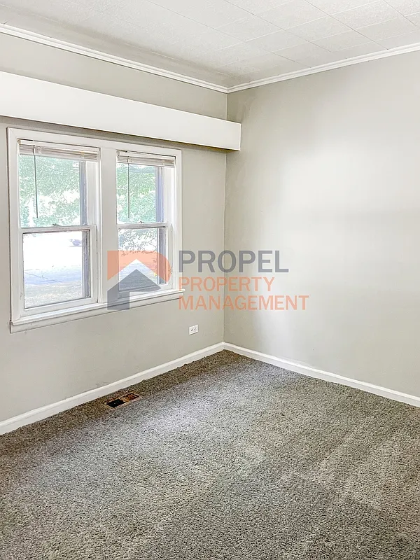 1 bed, 1.0 bath, 700 sqft, $800 — Photo 4