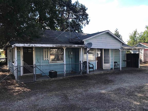 2nd image of 2111 E Pine St