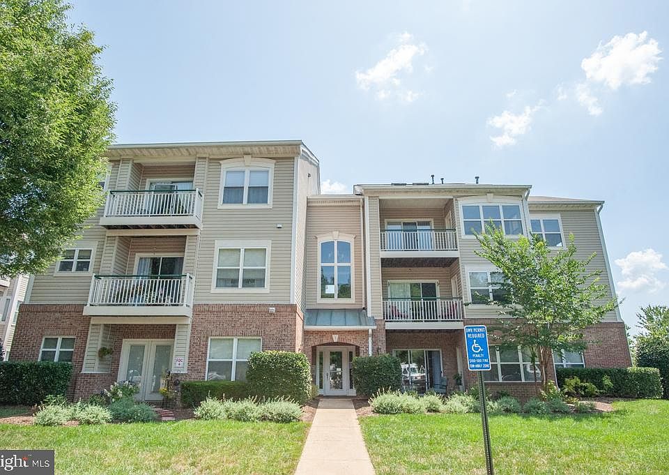 1st image of 6567 Grange Ln Unit 402