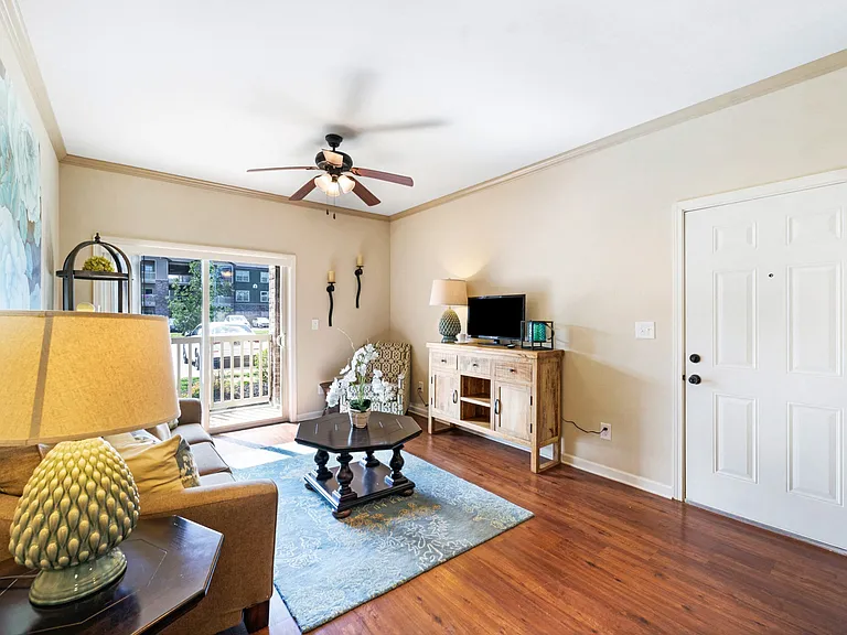 Waverly - 2 Bed / 2 Bath - 1,108 Sq.Ft.