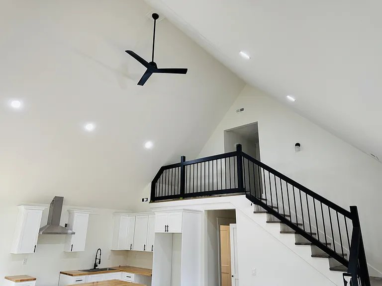 221 Sheffield Dr — Photo 11
