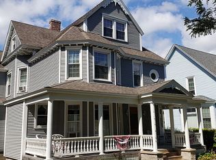 504 S 7th St, Escanaba, MI 49829