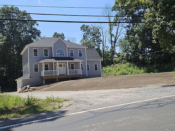 2nd image of 1 Old Fall River Rd