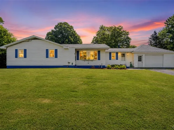 1002 County Route 29, Oswego, NY 13126