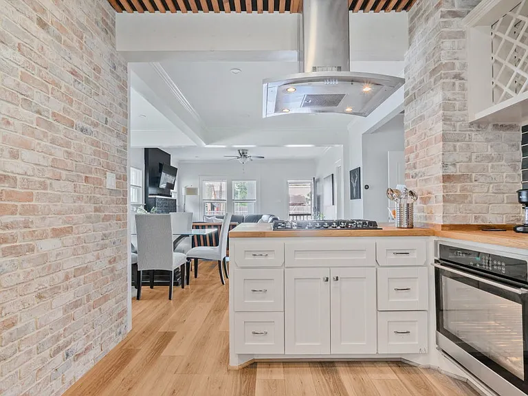 16 Delmar St — Photo 20