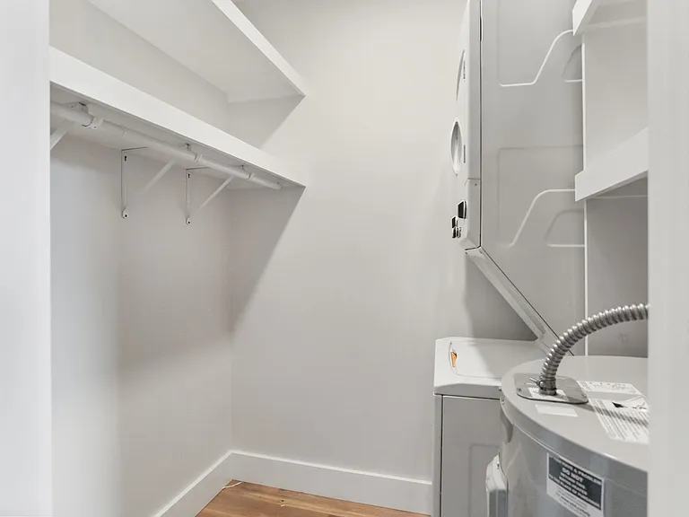 4421 Burgundy St #103 — Photo 8