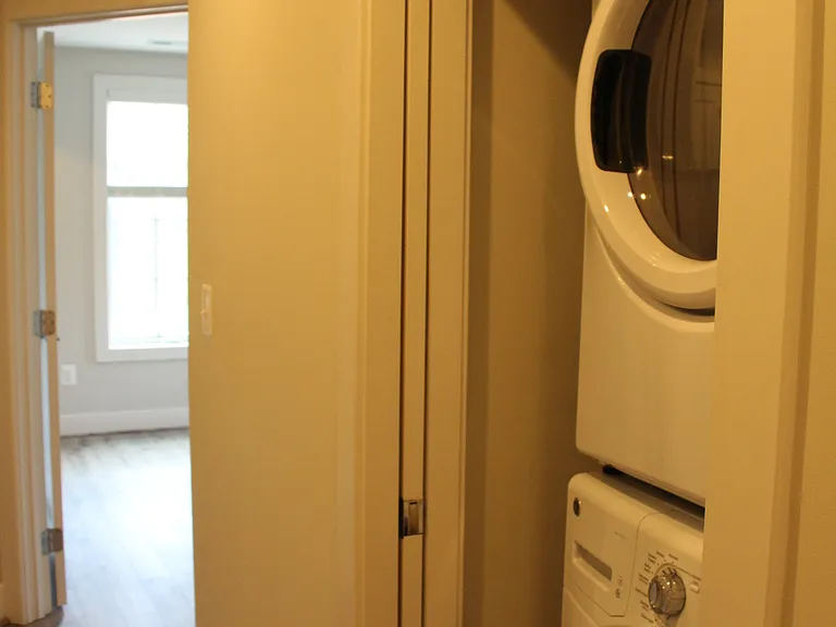 906 N Buchanan St #906 — Photo 6
