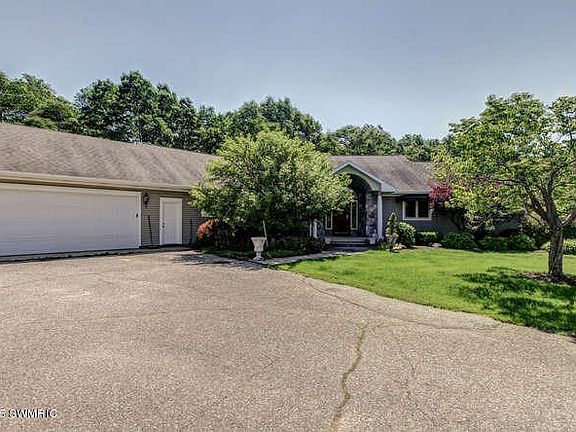 2nd image of 6480 Botany Bluff Dr NE