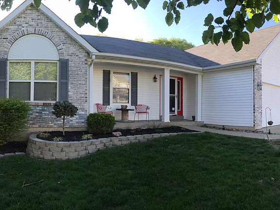 2nd image of 1056 Dardenne Woods Dr