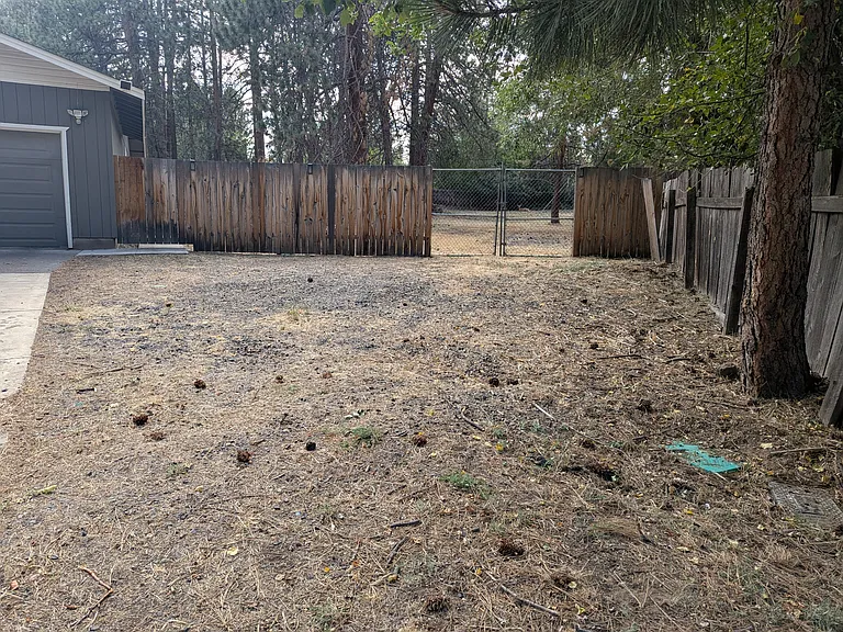 60865 Jasmine Pl — Photo 3