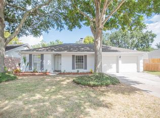 12215 Wembley Dr, Houston, TX 77031