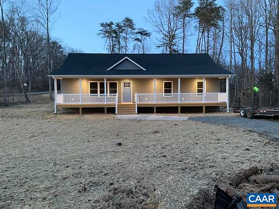 2nd image of 377 Dogwood Dr